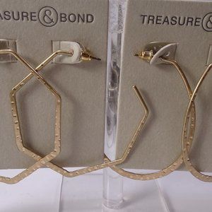 Nordstrom  Treasure & Bond  Hexagon Oval Hoop Earrings NWT 29 Ea Set 2 PCS GOLD